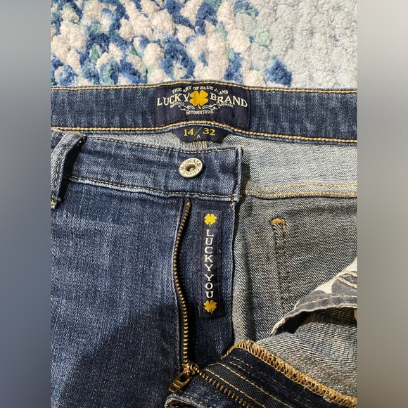 Lucky Brand Blue Straight Jeans Versatile Everyday Wear- Women’s 14/32 - Picture 8 of 13